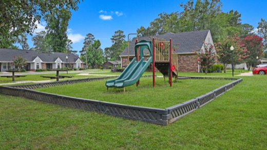 Deer Run Apartments photo 3